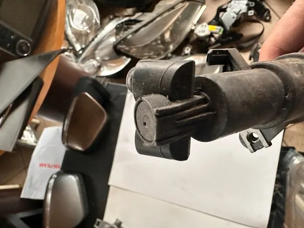Mercedes A1698602147 Xenon-strålkastarlyftpump image 7