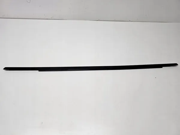 OEM 5FE839478 SEAT Leon IV Taka Oikea Kaavin Tiiviste image 2
