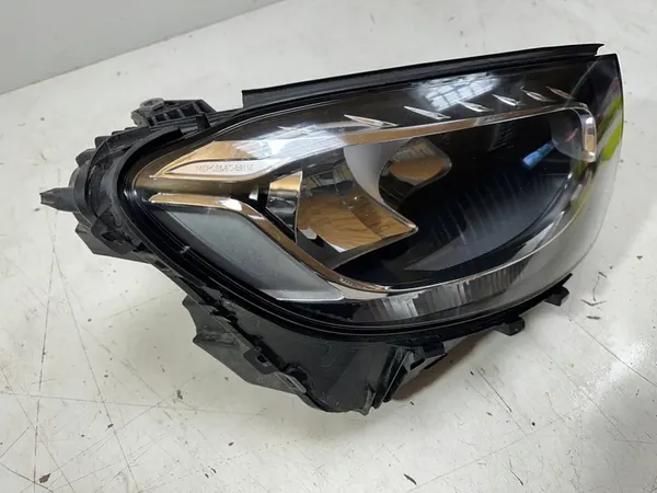 Rechter Voorlamp Mercedes GLC 253 A2538200261 image 6