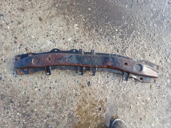 Traverse de boîte OEM RTEKO LUK926/K pour Hyundai Galloper image 3