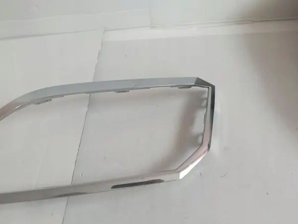 Cornice Griglia Cromata Skoda Superb image 5