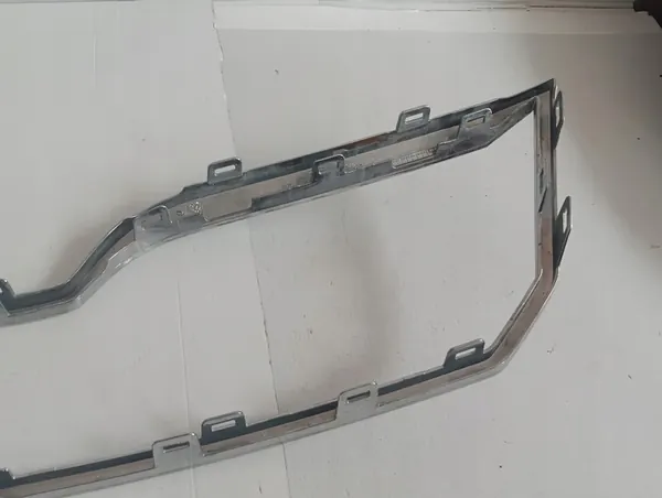 Cornice Griglia Cromata Skoda Superb image 9