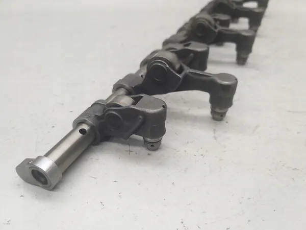 Conjunto de balancins 2.0 TDI 140CV A3 Touran Golf V image 3