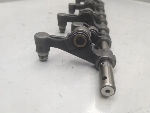 Conjunto de balancins 2.0 TDI 140CV A3 Touran Golf V image 6