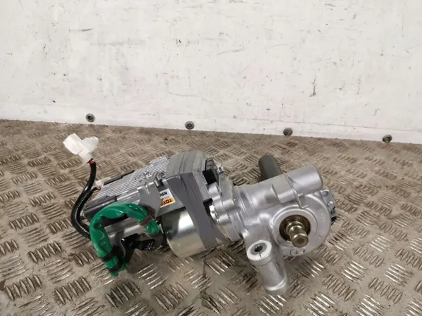 Toyota RAV4 XA40 servostyrpump OEM FBZ11816 image 3