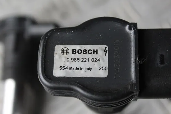 Zündspule Volkswagen 0986221024 image 2