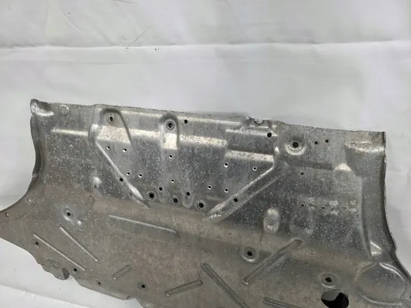 Audi A5 S5 8T0 Cabrio Motorunderlag 8F0863821Q image 3