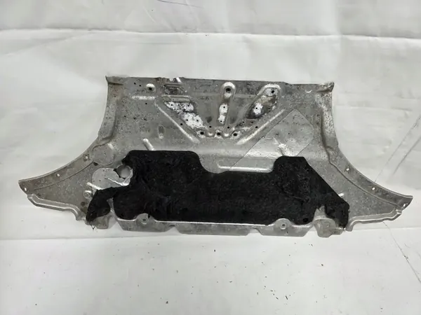 Audi A5 S5 8T0 Cabrio Motorunderlag 8F0863821Q image 4