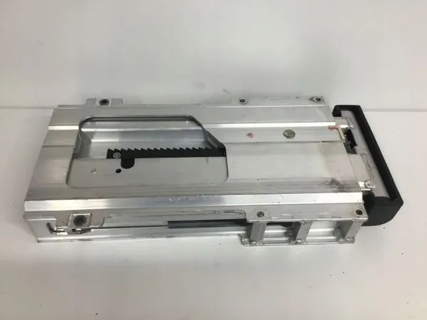 Baca Audi A4 S4 B6 OEM 8H0880077B Plegable image 4