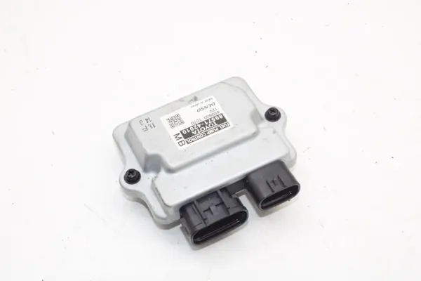 Módulo de bomba de inyección Lexus RX V OEM 8957142010 image 2