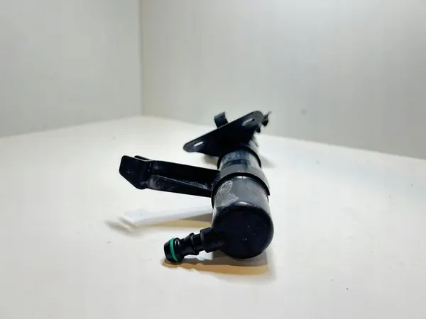 2008 Volkswagen Touareg I Voorlampreinigingsmondstuk 7L6955978A image 4