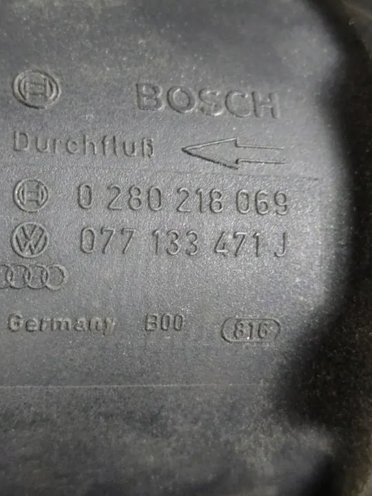Audi Ilmansuodatin Kotelo OEM 4E0129620 A8 D3 4.2 V8 image 8