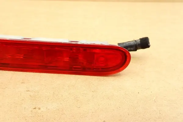 Kolmas jarruvalo OEM 9811325980 Jumpy IV/Vivaro image 4