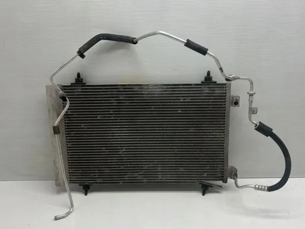 Condenseur AC OEM 1440143080 pour Citroen Jumpy 2007-2014 image 3