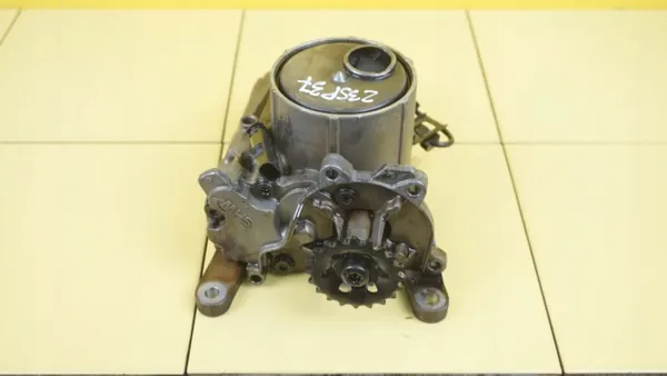 Pompe à huile OEM V759401080 pour moteur 1.6 THP 156CH image 3