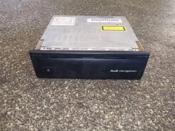 Gebruikte VW CD-wisselaar OEM 4B0919887E voor Touareg 5.0L image 2