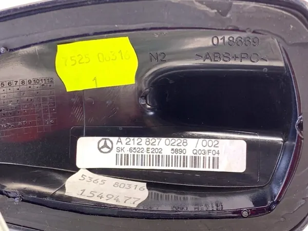 Mercedes W218 Antenni OEM A2129052207 Käytetty image 5