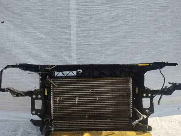 Frontstoßstange Seat Ibiza IV 1.6 TDI image 4