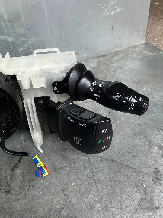 Lenksäulen-Schalter Renault Zoe 255673247R image 8