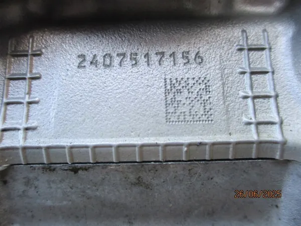 Toyota Auris I 1.6 16V Cylinderhuvud OEM 2407517156 image 4