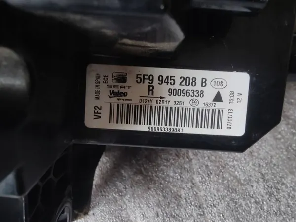 LUZ LED TRASERA SEAT LEON III 5F0 LIFT KOMBI image 5