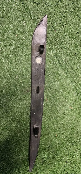 Tesla Model 3 2021 Takaisinheijastin image 3