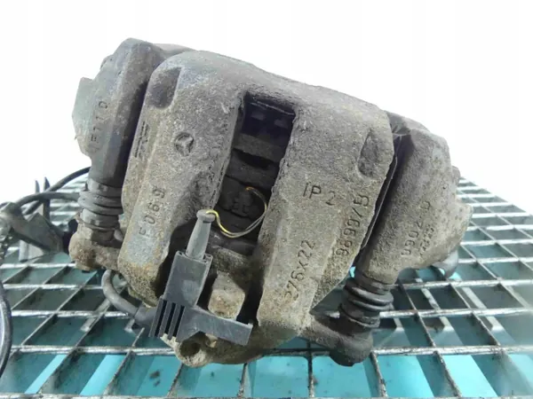 Bremssattel vorne rechts Mercedes W245 1.7 image 2