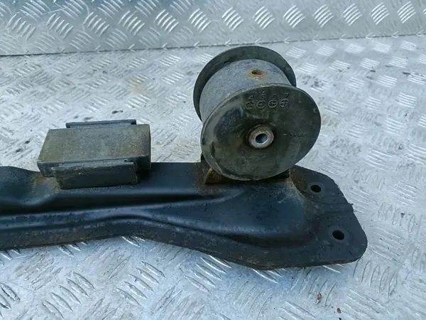 Traverse Moteur OEM pour Suzuki SX4/Fiat Sedici 2006-2014 image 3