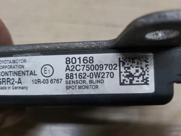 Radar OEM 88162-0W270 para sensor de ángulo muerto Prius IV image 4