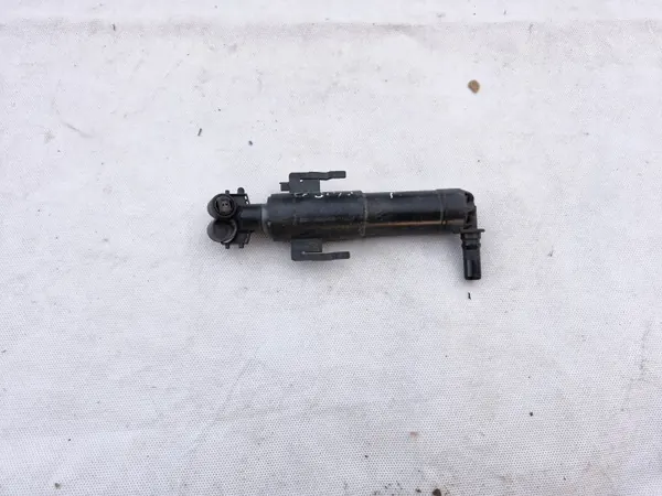 Buse de lave-phare droit OEM 7393510 BMW 5 image 2