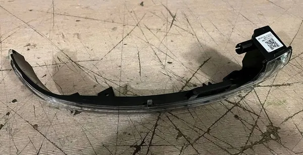 Indicador de Espelho Direito Peugeot 308 T9 OEM 1610708280 image 3