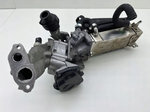 Válvula EGR usada OEM A6511400760 para Mercedes image 2