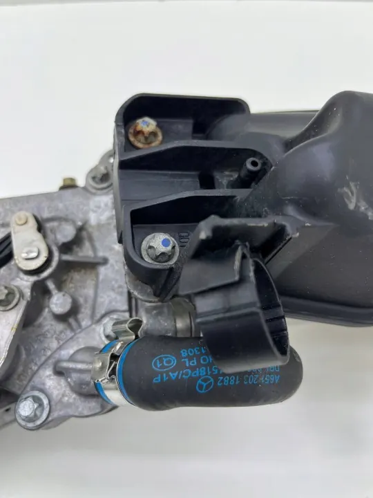 Válvula EGR usada OEM A6511400760 para Mercedes image 3