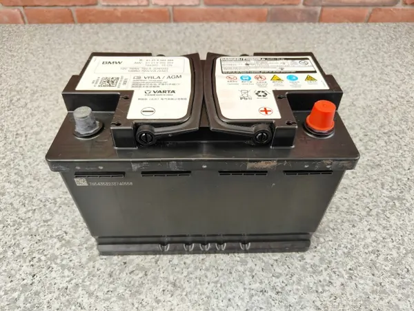 BMW OEM 9382269 AGM Akku 12V 70Ah 720A image 2