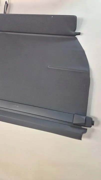 Volvo XC90 Tailgate Roller OE 39874880 image 10