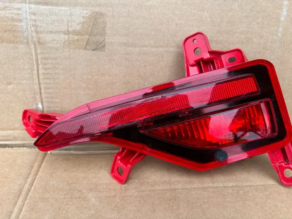 Lanterna de neblina traseira direita Kia Sportage 5 GT-Line OEM 92406R2100 image 3