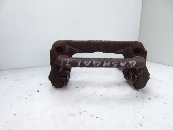 Nissan Qashqai I J10 Achterste linker remklauwbeugel 2.0 16V OEM image 4