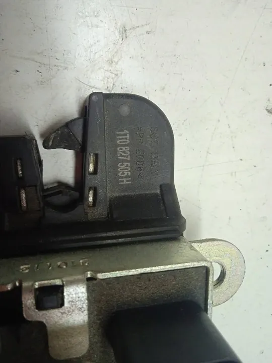 Bagagelås VW Volkswagen Touran II (2010-2015) 1T0827505H image 4