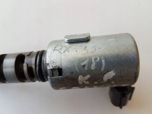 Lexus GS 300 350 430 450H 2005 Válvula de controle do eixo de comando OEM image 4