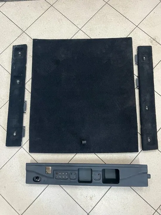 Tapis de sol et panneaux Jeep Wrangler JL 4D OEM 6BM42TX7 image 1