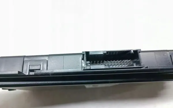 Módulo de luz BMW 3 Touring E91 OEM 6977725 - Usado image 4