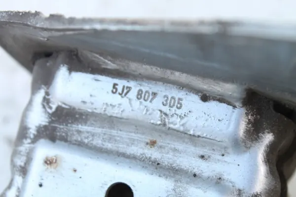 Skoda Roomster achterbumperbalk OEM 5J7807305 image 3