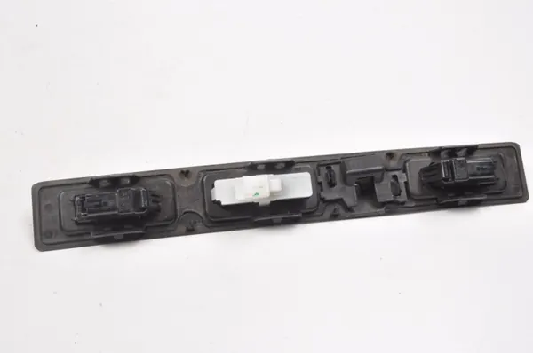 Opel Mokka B II Baklucklist OEM 99976107 image 4