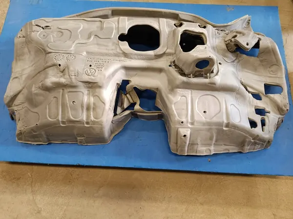 VW GOLF 8 VARIANT LIFT 1.5 TSI Isolation Sonore 5H1863935E image 8