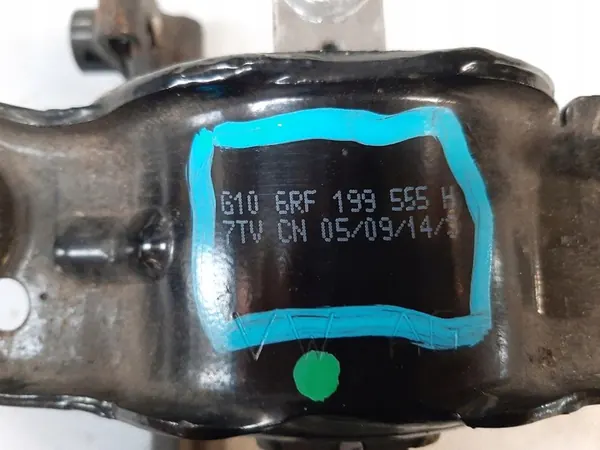 SKODA RAPID Vaihteiston Tuki 6RF199555H image 2