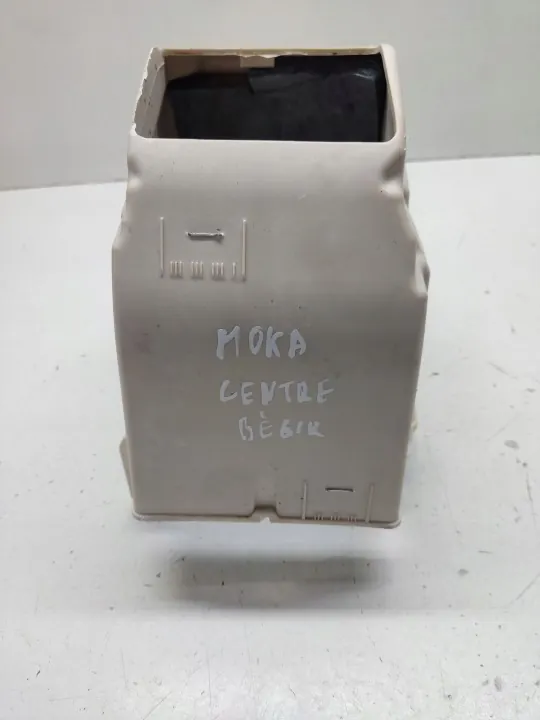Opel Mokka B 2024 Vasen runko OEM 9847202180 image 5