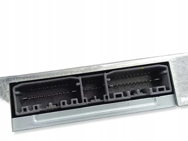 Jeep OE Förstärkare 68549093AA - Begagnat skick image 3