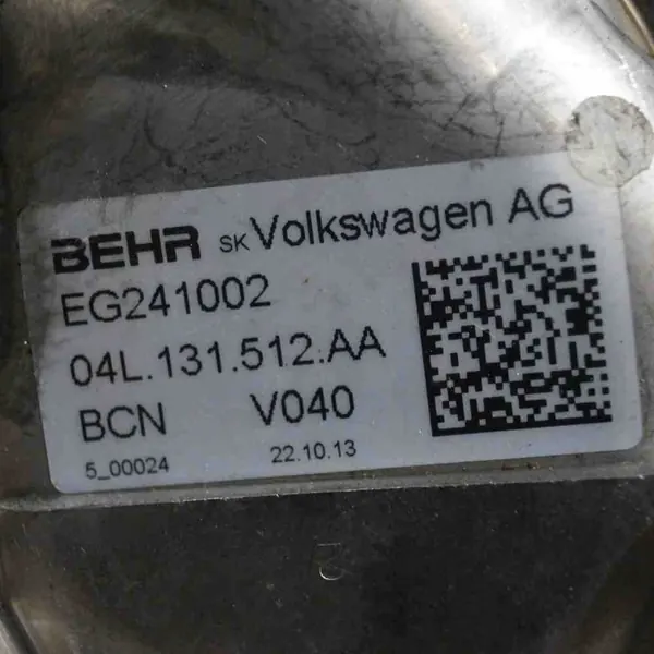 EGR-jäähdytin VW Jetta MK6 2.0L 04L131512AA image 5