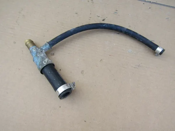 Mercedes W124 Polttoaineputki OEM - 2.0 Bensiini image 5