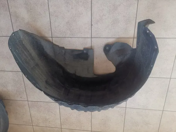 VOLVO V60 S60 II Rear Left Wheel Arch 31333252 image 3